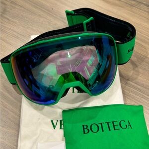 NEW Bottega Veneta Ski Goggles